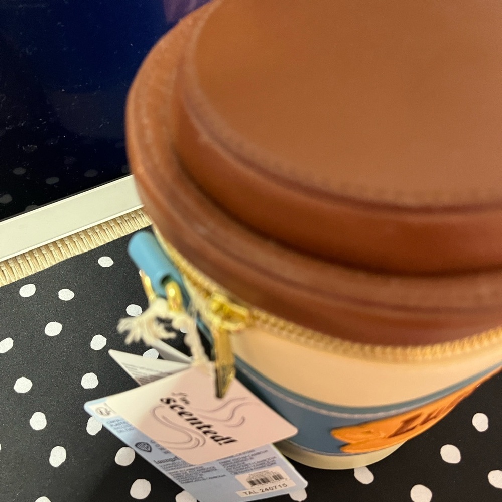 Gilmore Girls Luke's Diner To-Go Coffee Cup Figural Crossbody Bag - Picture 6 of 16